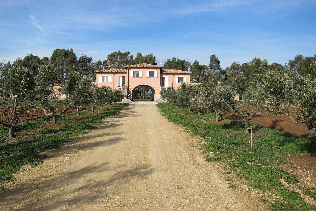 Villa Agriturismo Pian Di Spille - Golf Tarquinia Exterior foto